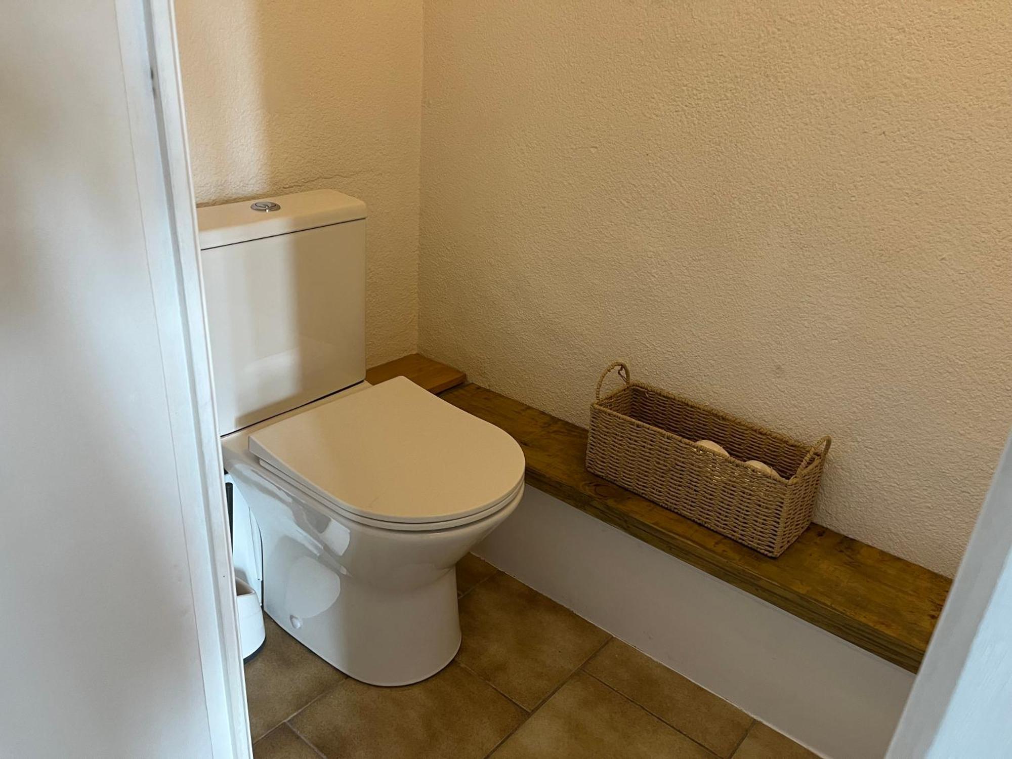 Entraigues-sur-la-Sorgue Duplex Lumineux Sur Gde Terrasse, Balneo Double, Parking Prive, Clim, Local Velos מראה חיצוני תמונה