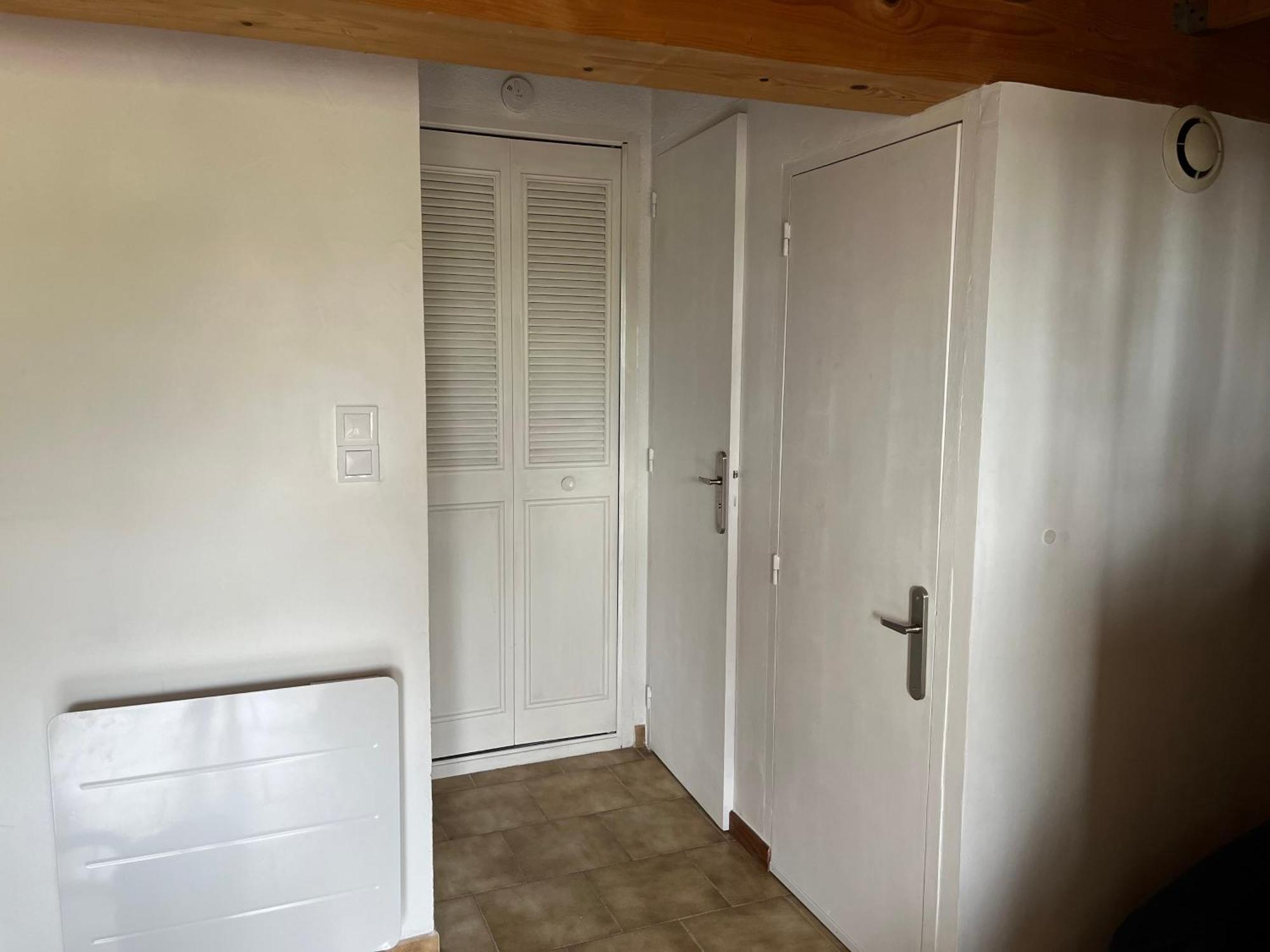 Entraigues-sur-la-Sorgue Duplex Lumineux Sur Gde Terrasse, Balneo Double, Parking Prive, Clim, Local Velos מראה חיצוני תמונה
